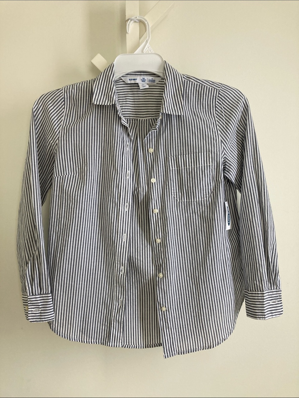 Old Navy Women's Button-Down Shirt BNWT